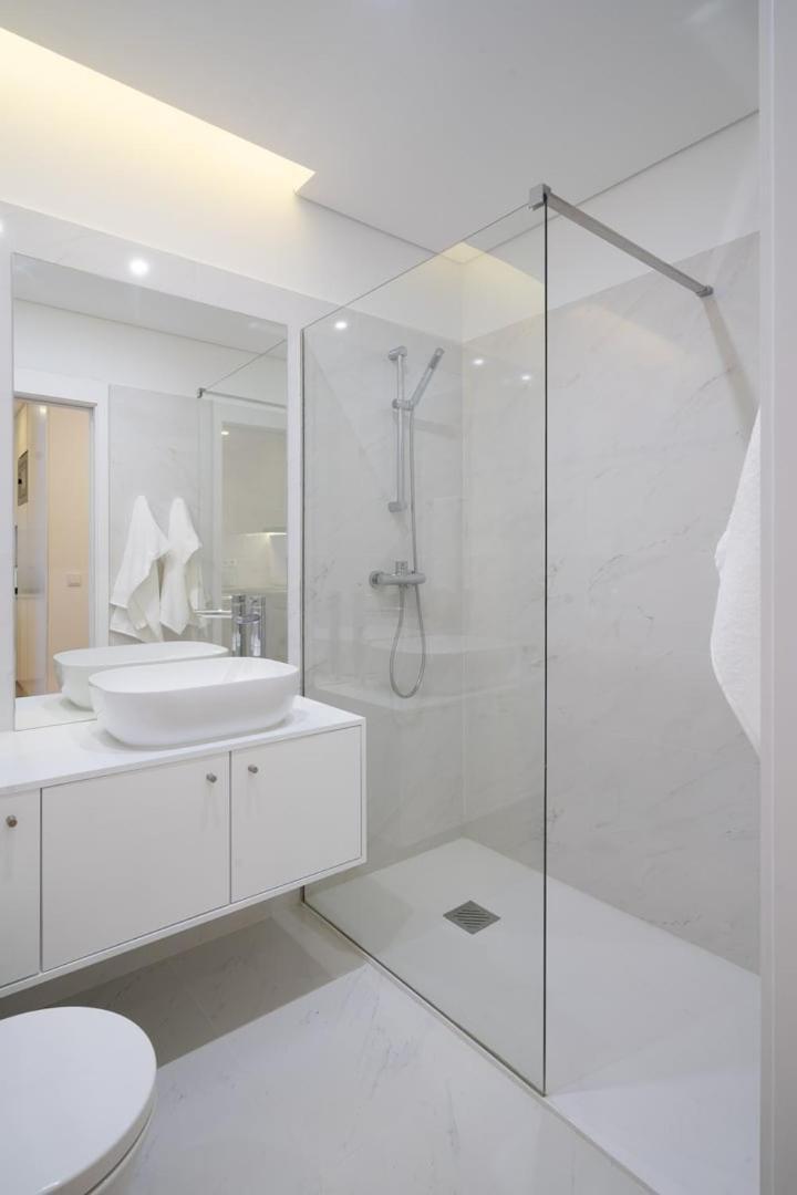 Guestready - Modern 2-Bedroom Apt In Cedofeita Porto Kültér fotó
